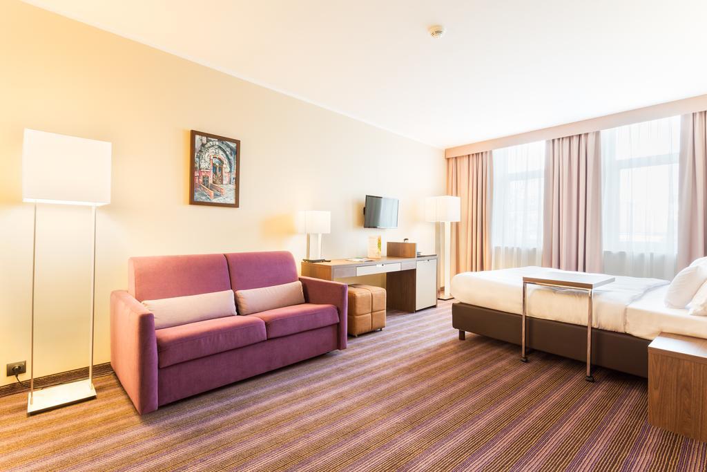 Hotel Desilva Premium Poznań Esterno foto